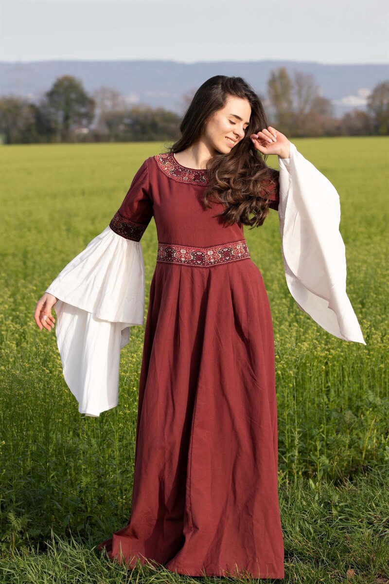 Rone noble avec bordure "Yala" Rouge S