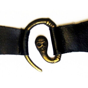 F-19 metal clasp sun with leather Black