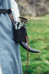 Leder Trinkhorn Halter mit keltischen Knoten "Kai" Dunkelbraun