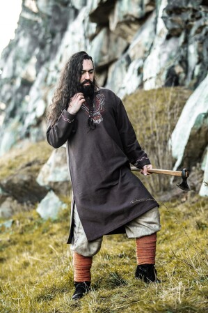 Viking tunic "Freki" with hand embroidery Brown XL