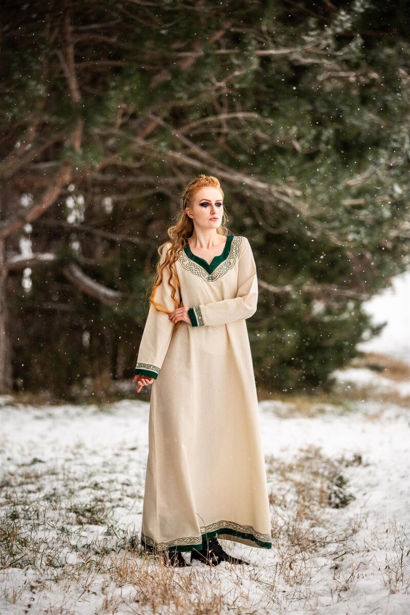 Robe Viking "Lagertha" Écru/Vert XXL