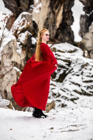 Robe viking 100% lin "Anna" rouge L