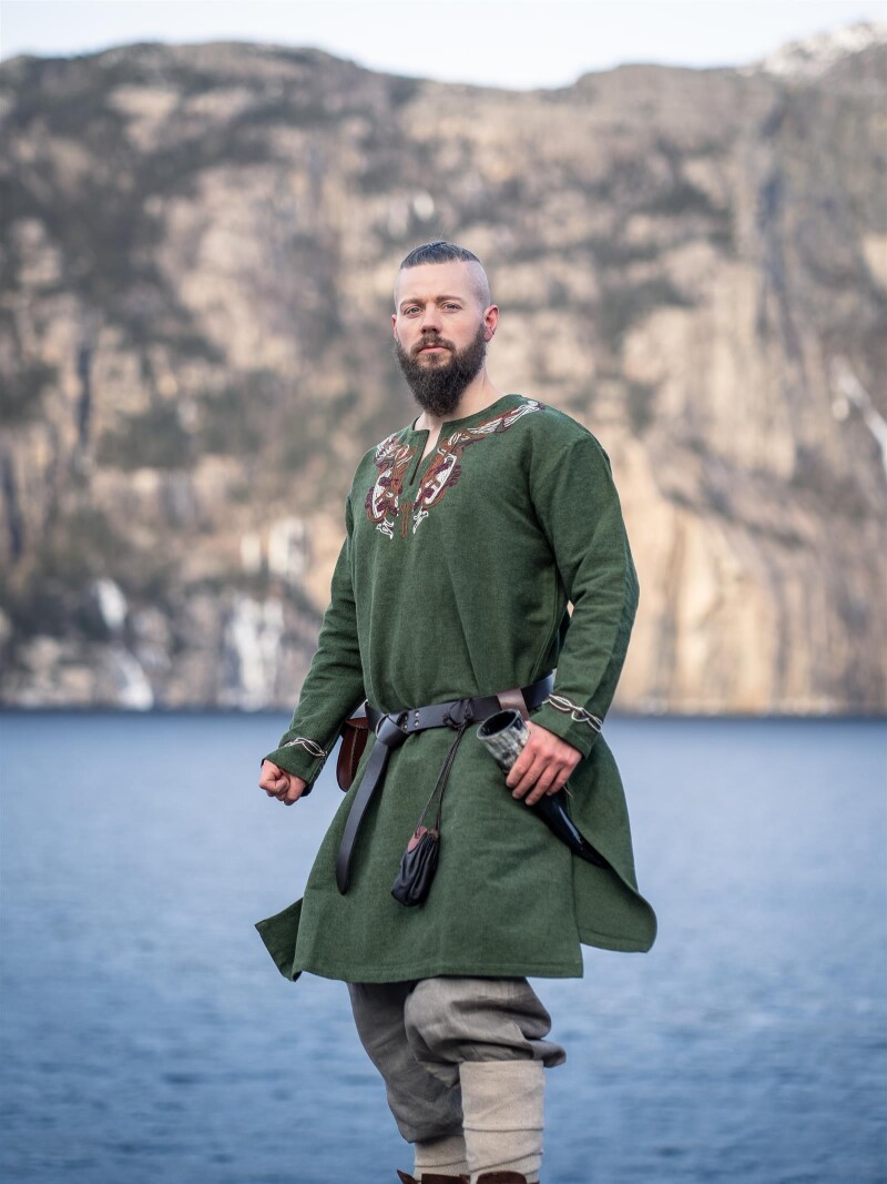 Tunique viking "Snorri" avec broderie manuelle sty
